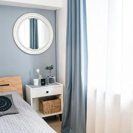 Downtown Apartment Rentals Шяуляй Экстерьер фото